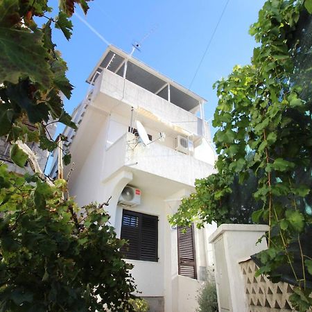 Apartments Bugi Baška Exterior foto